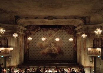 Är du stockholmare? Passa på att ta en tur till Drottningholm!