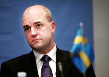 Sverige vaknar #47: Reinfeldt löser otryggheten