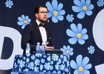 Sverige vaknar #42: Är Sverigedemokraterna verkligen odemokratiska?