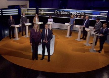 AB Sverige serverade bröd och skådespel under gårdagen