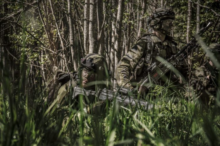 Soldater i Livgardet under övningen Våreld. Foto: Jimmy Croona/Försvarsmakten.