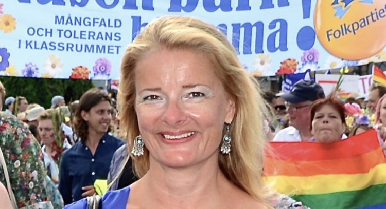 Lotta Edholm på Pride 2014. Bild: Frankie Fouganthin/Wikipedia