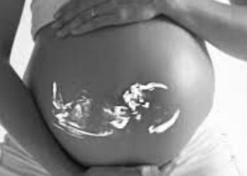 Barn känner smärta vid abort