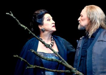 Oden är en luffare när Göteborgsoperan framför Valkyrian