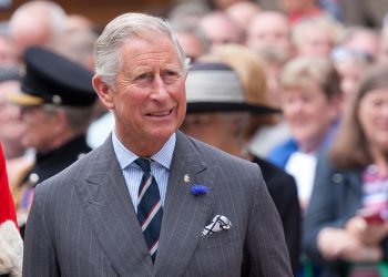 Prins Charles smittad av SARS-CoV-2