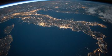 Sverige vaknar #139: Coronaviruset stänger ned världen