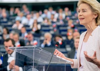 EU-kommissionens ordförande: Ett vaccin kan finnas redan i höst