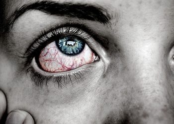 Nedstängning av samhället riskerar döda fler än vad Covid-19 skulle klarat av