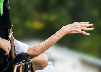 Sverige vaknar #157: Vilka tar hand om våra äldre?