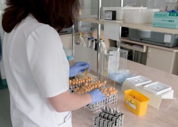 Nya stickprover: Fyra av fem smittade kan sakna symptom