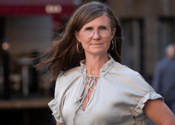 Våldsbejakande miljöpartister och Ivar Arpis folkutbyte