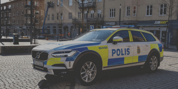 När polisen blir förövare