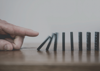 Västvärlden i fritt fall