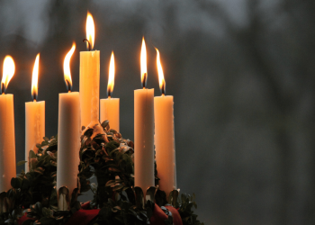 Lussegubbar, lussekärringar och ljusets drottning