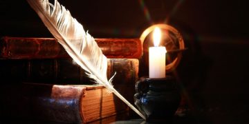 Våra heliga böcker leder oss rätt